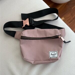 Herschel Supply Co Sixteen Fanny Pack Rose Gold Buckle